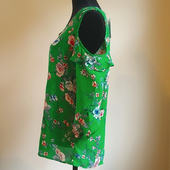 Green floral blouse size XS - Picture 2 of 7